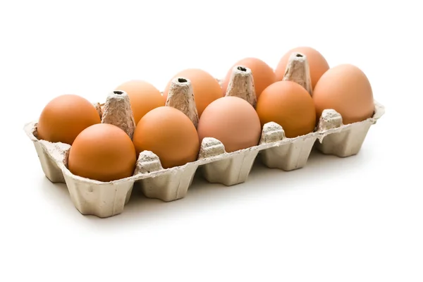 Ovos castanhos na caixa de ovos — Fotografia de Stock