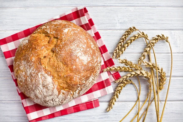 Ekmek buğday ile — Stok fotoğraf