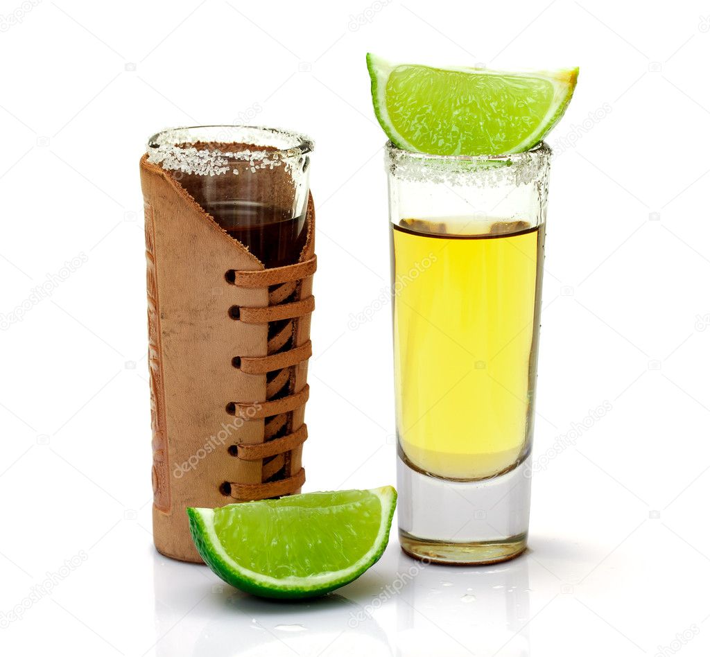 Shot of Gold Tequila with Slice Lime — Stock Photo © Discovod #11397019