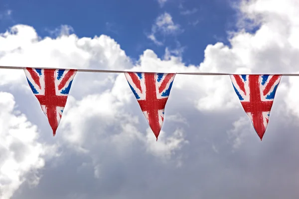 Bunting and sky — Stock Photo, Image