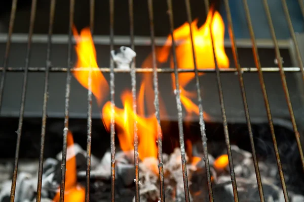 Feu de barbecue — Photo