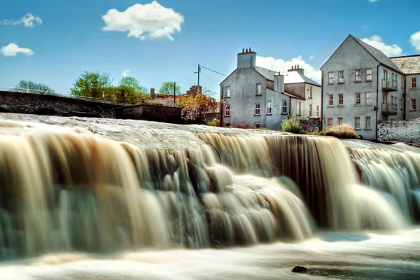 Hermosas cascadas de Ennistymon — Foto de Stock