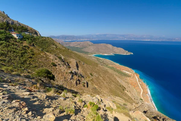 Baía com lagoa azul em Creta — Fotografia de Stock