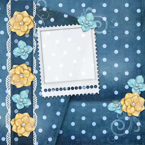 Cartão com flores de congratulação a férias — Fotografia de Stock