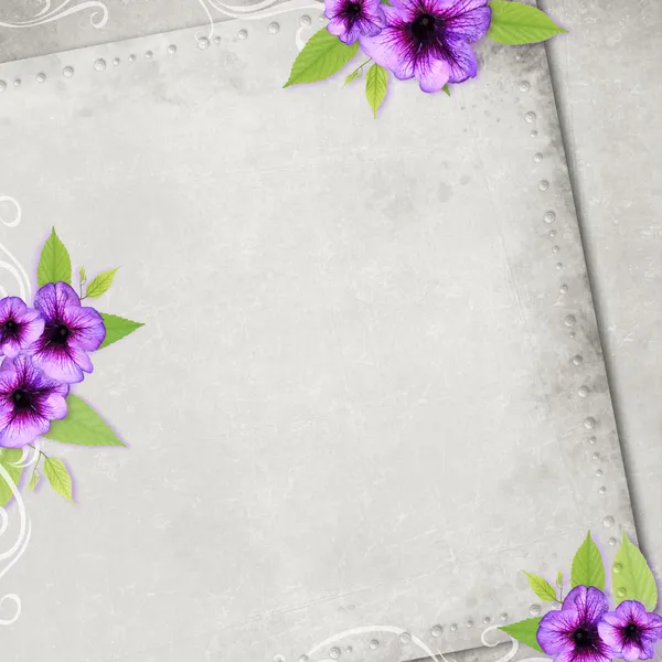 Cartão para o feriado com flores no fundo abstrato — Fotografia de Stock