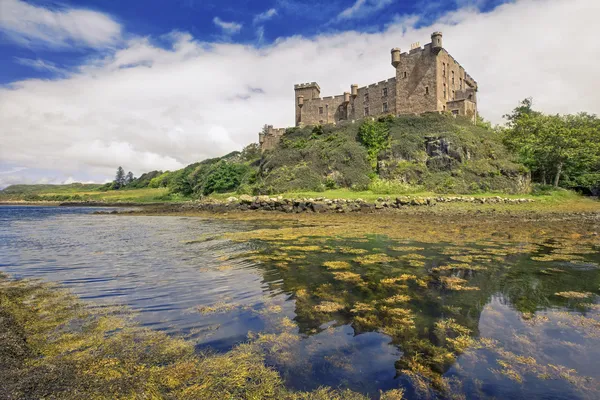 Schloss Dunvegan auf der Insel Skye, Schottland — Stockfoto