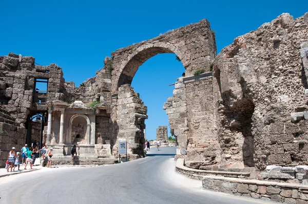 Les ruines de l'ancienne ville de Side en Turquie — Photo