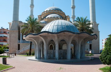 manavgat İlçesi cami. Türkiye.