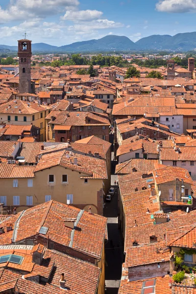 Nézd át a város Lucca, Toszkána — Stock Fotó