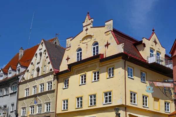 Krásné barevné domy v fussen, Bavorsko, Německo — Stock fotografie