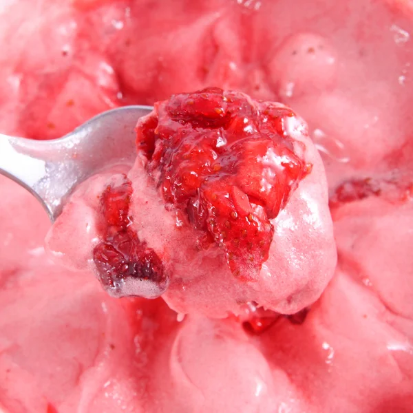 핑크 딸기 아이스크림 — 스톡 사진