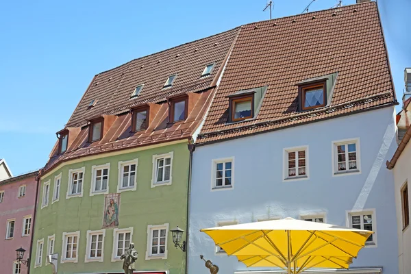Schöne farbenfrohe häuser in füssen, bayern, deutschland — Stockfoto
