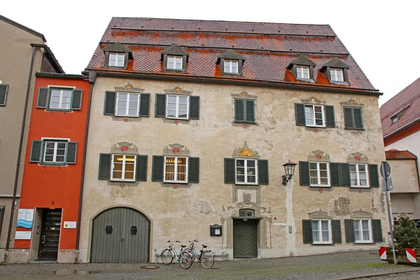 Όμορφη πολύχρωμα σπίτια σε Φούσεν, Βαυαρία, Γερμανία — Φωτογραφία Αρχείου