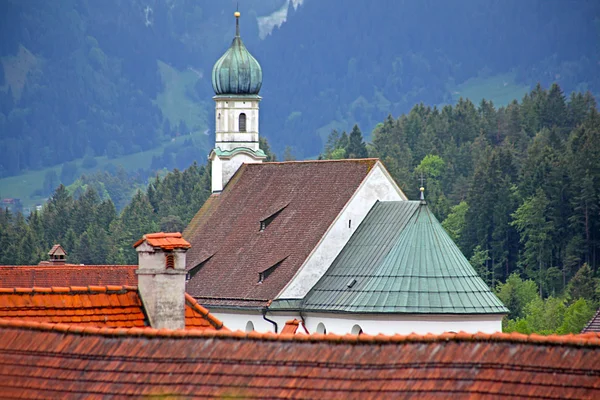 A házak, Füssen, Németország Bajorország gyönyörű tetők — Stock Fotó