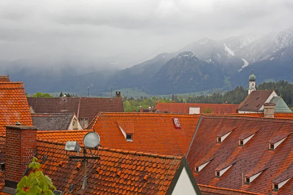 Evlerin fussen, Bavyera, Almanya için güzel çatılar — Stok fotoğraf
