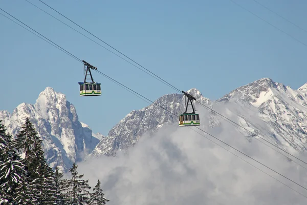 Cable cars in the Alps. taken in Bavaria, Germany — Stock Photo, Image