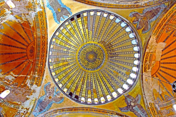 Interior de la hagia sophia en istanbul, pavo — Foto de Stock