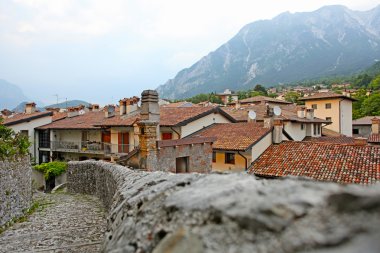 İtalya'da çekilen gemona eski kasaba