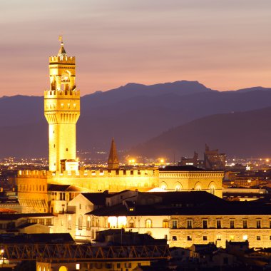 nehir üzerinde güzel gün batımını arno, Floransa, İtalya