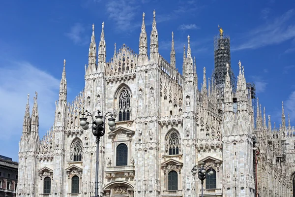 Fachada da Catedral de Milão (Duomo), Lombardia, Itália — Fotografia de Stock