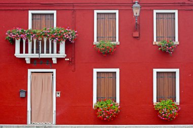 Burano Adası, Venedik, İtalya 'da renkli evler alındı