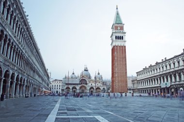 Piazza san marco ile campanile, basilika san marco ve doge Sarayı. Venedik, İtalya