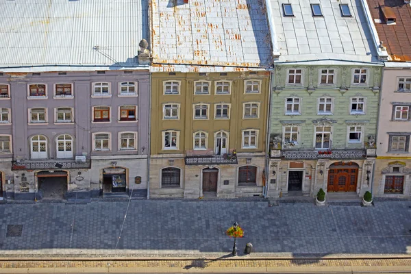 Старое здание в древней части Львова, Украина — стоковое фото