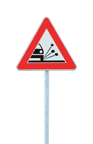 Gevşek omuz çakıl talaşla tehlike uyarı yol işaret, isolat — Stok fotoğraf