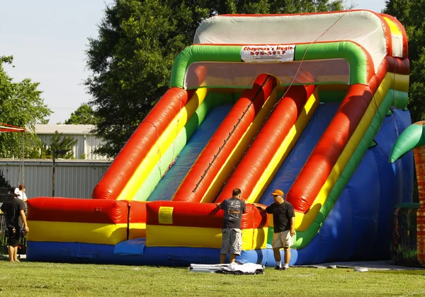 Inflateable slide