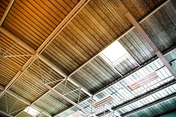 Soffitto industriale — Foto Stock