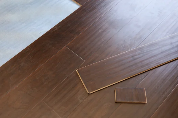 Newly Installed Brown Laminate Flooring — Stock Photo, Image