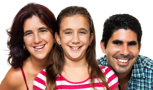 Портрет счастливой латиноамериканской семьи — стоковое фото