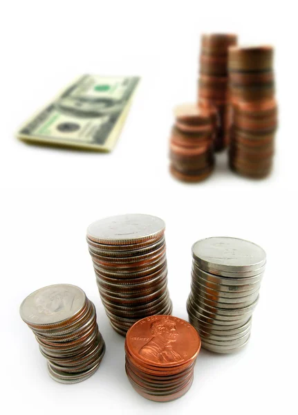 Münzen und Bargeld — Stockfoto