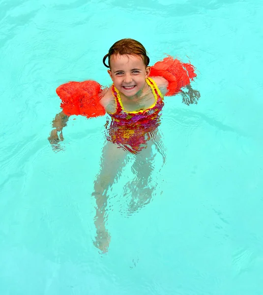 Verão natação diversão — Fotografia de Stock