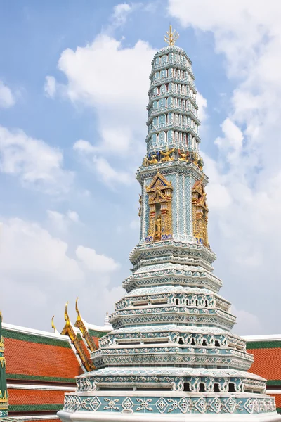 wat phra kaeo Sarayı'nda renkli Kulesi