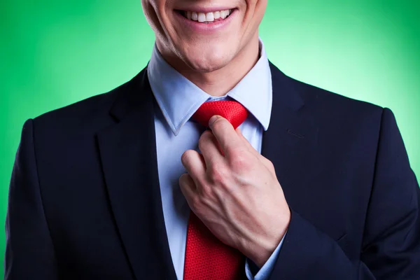Joven hombre de negocios con traje y corbata — Foto de Stock
