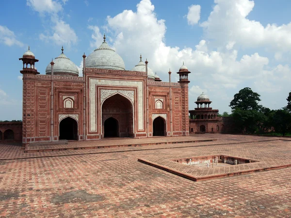 Grab im Taj Mahal Komplex — Stockfoto