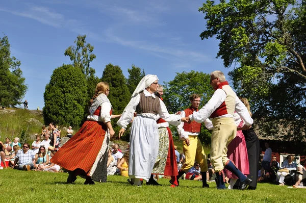 Midsummer dance — Stock Photo, Image