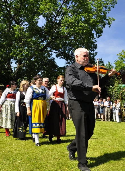 Folklore-Ensemble aus Schweden — Stockfoto