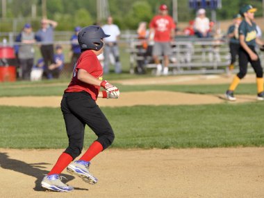 Little league base runner clipart