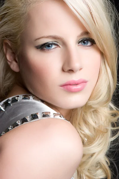 Beautiful blond woman face closeup — Stock Photo, Image