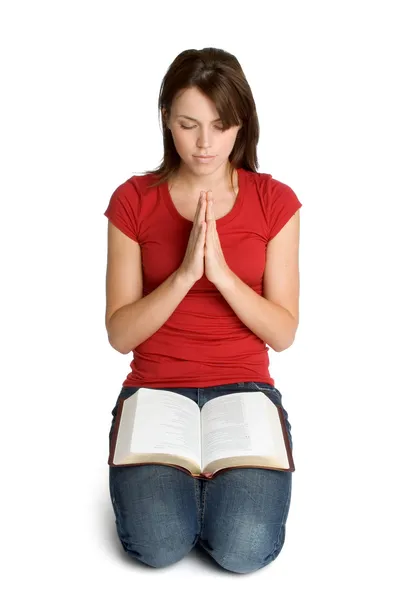 Jovem mulher rezando — Fotografia de Stock