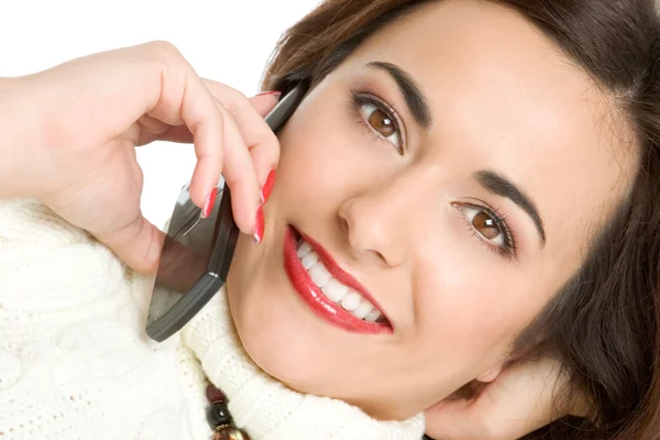 Hermosa joven llamando por teléfono móvil — Foto de Stock
