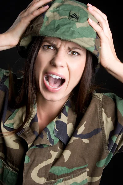 Militaire vrouw schreeuwen — Stockfoto