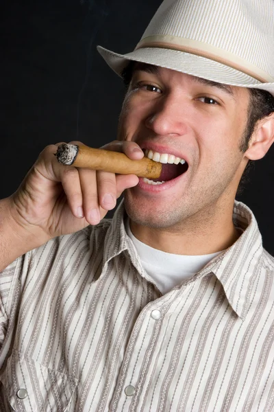Glada cigarr man — Stockfoto