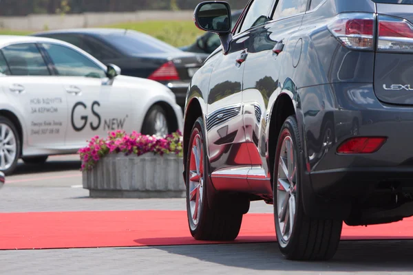 Презентація та тестування диска новий Lexus, Infiniti і Porsche — стокове фото