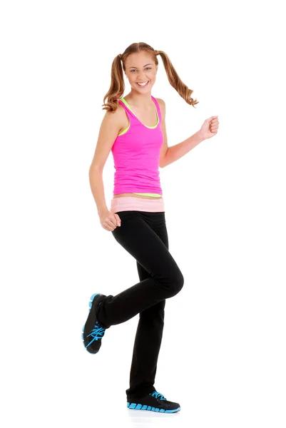 Adolescente chica haciendo zumba fitness — Foto de Stock