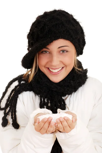 Lycklig tonåring tjej med snö — Stockfoto