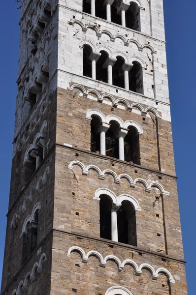 Věž, duomo di lucca, Toskánsko, Itálie — Stock fotografie