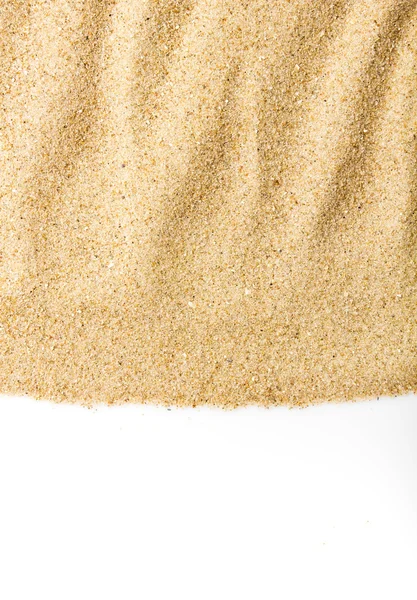 Espalhamento de areia isolado no fundo branco — Fotografia de Stock